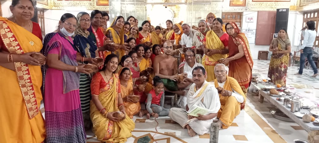 bhaktamar mahamandal vidhan aur shastranaam ki aaradhna ka aayojan